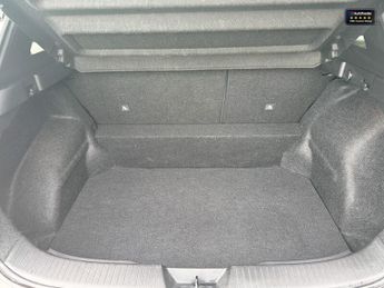 Nissan Qashqai 1.3 DIG-T MHEV Acenta Premium SUV 5dr Petrol Hybrid XTRON Euro 6