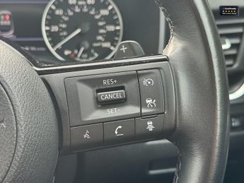 Nissan Qashqai 1.3 DIG-T MHEV Acenta Premium SUV 5dr Petrol Hybrid XTRON Euro 6