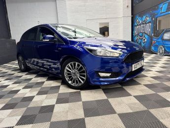 Ford Focus 1.0T EcoBoost ST-Line Euro 6 (s/s) 5dr