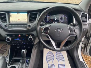 Hyundai TUCSON 1.7 CRDi Blue Drive Premium DCT Euro 6 (s/s) 5dr