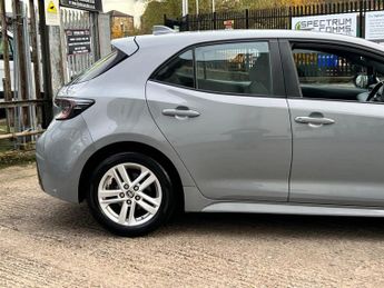 Toyota Corolla 1.8 VVT-h Icon CVT Euro 6 (s/s) 5dr