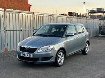 Skoda Fabia SE 12V 5.000 MILES FROM NEW  1 OWNER