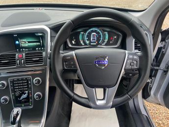 Volvo XC60 2.4 D5 SE Lux Nav Auto AWD Euro 6 (s/s) 5dr