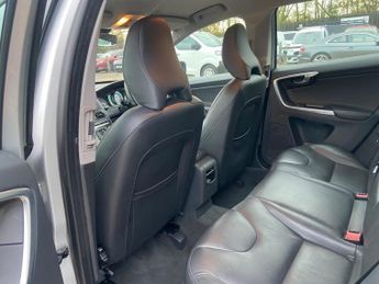 Volvo XC60 2.4 D5 SE Lux Nav Auto AWD Euro 6 (s/s) 5dr