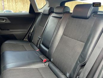 Toyota Auris 1.8 VVT-h Excel Hatchback 5dr Petrol Hybrid CVT Euro 5