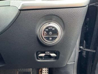 Mercedes-Benz C Class C300 D MHEV AMG Line Premium Auto Diesel Saloon 360 CAM/MEMORY S