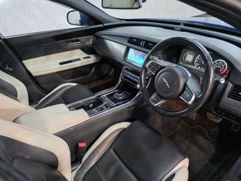 Jaguar XF V6 S