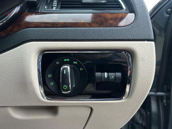 Skoda Superb ELEGANCE TDI CR DSG AUTOMATIC FULL LEATHER INTERIOR SAT NAV