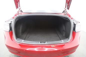 Tesla Model 3 (Dual Motor) Long Range Auto 4WDE 4dr