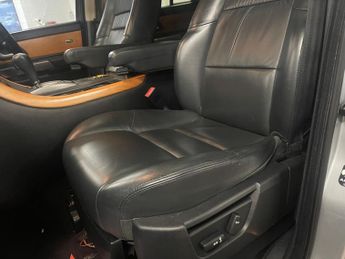 Land Rover Range Rover Sport 3.6 TD V8 HSE Station Wagon 5dr