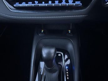 Toyota Corolla 1.8 VVT-h Icon Tech Touring Sports CVT Euro 6 (s/s) 5dr