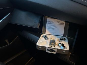 Toyota Corolla 1.8 VVT-h Icon Tech Touring Sports CVT Euro 6 (s/s) 5dr