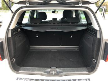 Mercedes-Benz B Class B180 BLUEEFFICIENCY SE automatic petrol just 65,000m, 1 owner, U