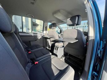 Volkswagen Touran 1.6 TDI BlueMotion Tech SE DSG Euro 5 (s/s) 5dr