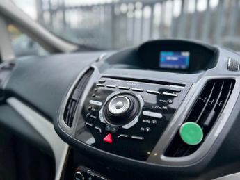 Ford Grand C-Max 1.6 TDCi Titanium Euro 5 5dr