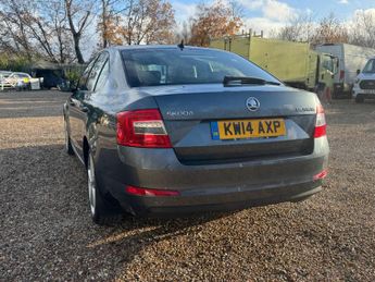 Skoda Octavia 2.0 TDI Elegance DSG Euro 5 (s/s) 5dr