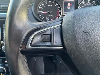 Skoda Octavia 2.0 TDI Elegance DSG Euro 5 (s/s) 5dr