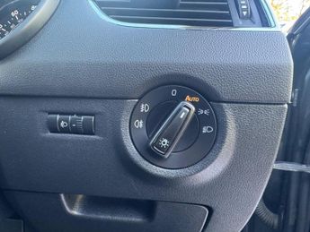 Skoda Octavia 2.0 TDI Elegance DSG Euro 5 (s/s) 5dr