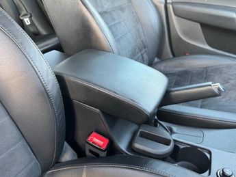 Skoda Octavia 2.0 TDI Elegance DSG Euro 5 (s/s) 5dr