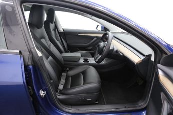 Tesla Model 3 Standard Range Plus Auto RWD 4dr