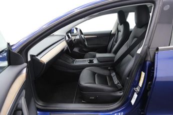 Tesla Model 3 Standard Range Plus Auto RWD 4dr