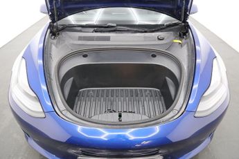 Tesla Model 3 Standard Range Plus Auto RWD 4dr