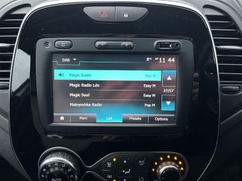 Renault Captur 0.9 TCe ENERGY Iconic Euro 6 (s/s) 5dr