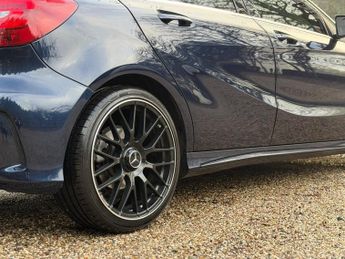 Mercedes-Benz A Class 1.5 A180d AMG Line 7G-DCT Euro 6 (s/s) 5dr
