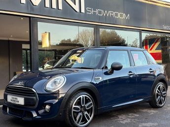 MINI John Cooper Works One 1.2 Sport Media 5 door - JCW STYLING - NAV - LEATHER - PARK 