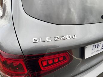 Mercedes-Benz GLC GLC 220D 4M AMG Line Premium Plus Auto Diesel PAN ROOF/360 CAM/M