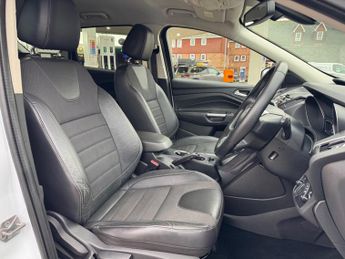 Ford Kuga TITANIUM TDCI