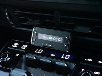 Porsche 911 3.6 T-Hybrid 992 4 GTS Targa 2dr Petrol Hybrid PDK 4WD 541 ps Eu