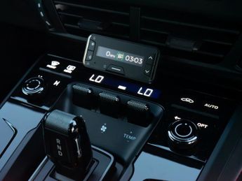 Porsche 911 3.6 T-Hybrid 992 4 GTS Targa 2dr Petrol Hybrid PDK 4WD 541 ps Eu