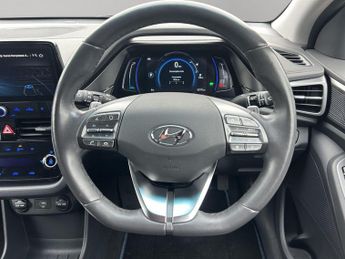 Hyundai IONIQ 38.3kWh Premium SE Auto 5dr