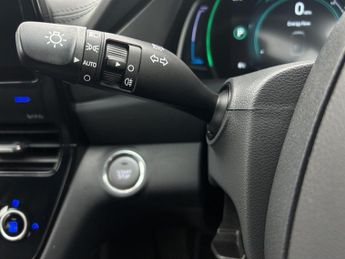 Hyundai IONIQ 38.3kWh Premium SE Auto 5dr