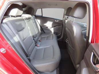 Hyundai IONIQ 38.3kWh Premium SE Auto 5dr