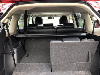 Mitsubishi Outlander DI-D GX 4 automatic 75,000m NAV, Panroof, reverse camera, heated