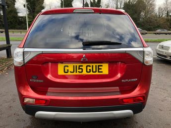 Mitsubishi Outlander DI-D GX 4 automatic 75,000m NAV, Panroof, reverse camera, heated