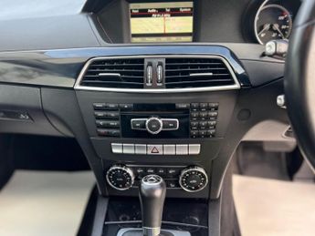 Mercedes-Benz C Class 2.1 C220 CDI BlueEfficiency Executive SE G-Tronic+ Euro 5 (s/s) 