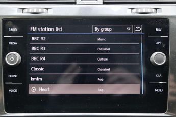 Volkswagen Golf 35.8kWh e-Golf Auto 5dr