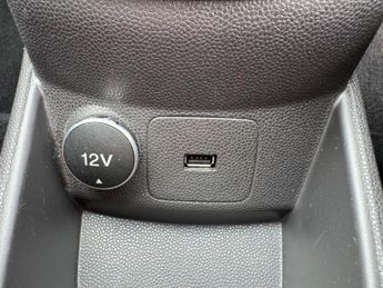 Ford Fiesta 1.0 ZETEC AUTOMATIC