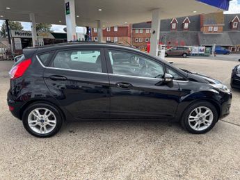 Ford Fiesta 1.0 ZETEC AUTOMATIC