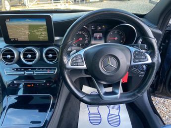 Mercedes-Benz C Class 2.1 C220d AMG Line (Premium Plus) 7G-Tronic+ Euro 6 (s/s) 4dr