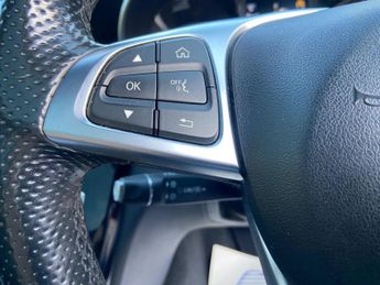 Mercedes-Benz C Class 2.1 C220d AMG Line (Premium Plus) 7G-Tronic+ Euro 6 (s/s) 4dr