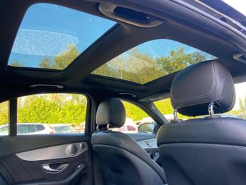 Mercedes-Benz C Class 2.1 C220d AMG Line (Premium Plus) 7G-Tronic+ Euro 6 (s/s) 4dr