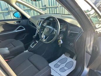 Vauxhall Zafira SRI NAV AUTOMATIC 10,000 MILES SUPERB