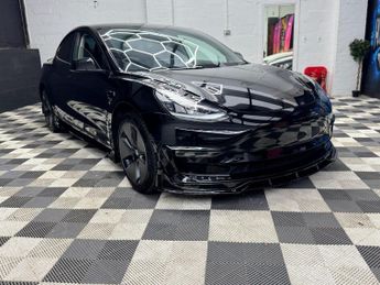 Tesla Model 3 (Dual Motor) Long Range Auto 4WDE 4dr