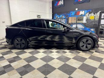 Tesla Model 3 (Dual Motor) Long Range Auto 4WDE 4dr