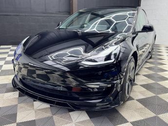 Tesla Model 3 (Dual Motor) Long Range Auto 4WDE 4dr