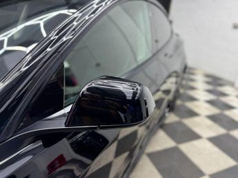 Tesla Model 3 (Dual Motor) Long Range Auto 4WDE 4dr